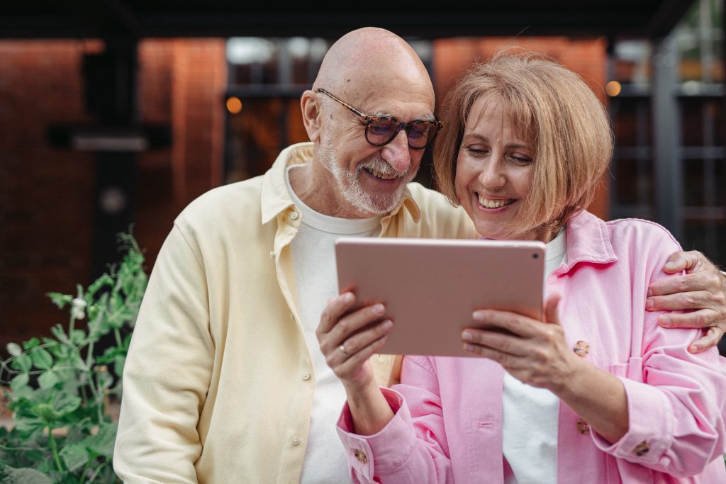 couple looking at ipad